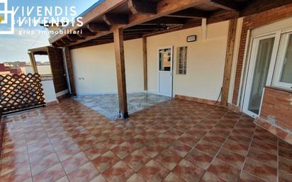 Exterior view of Attic for sale in  Lleida Capital  with Air Conditioner, Heating and Parquet flooring