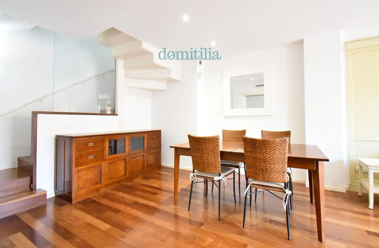 Comedor de Dúplex de alquiler en Sabadell con Aire acondicionado, Calefacción y Terraza