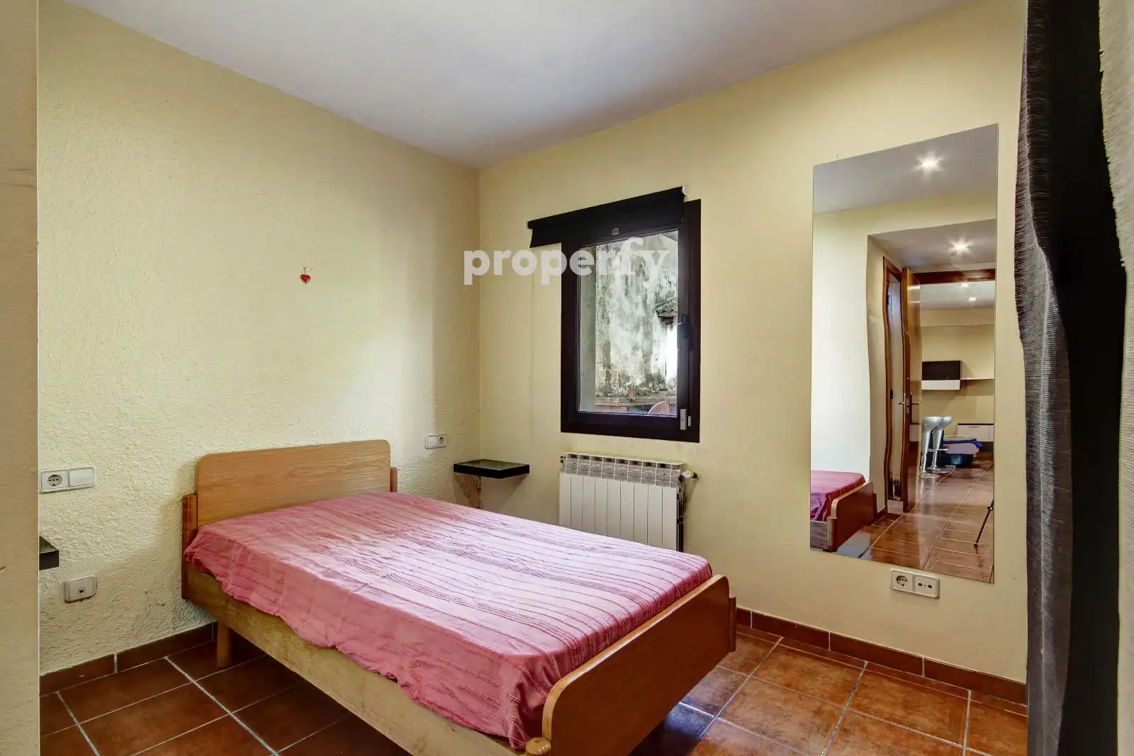 Bedroom of Houses for sale in Caldes de Malavella  with Heating, Private garden and Parquet flooring