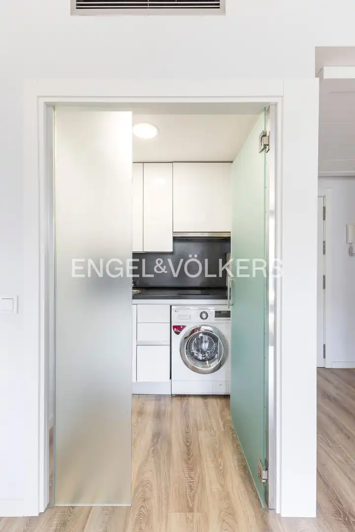 Kitchen of Flat for rent in Madrid  with Air Conditioner and Heating