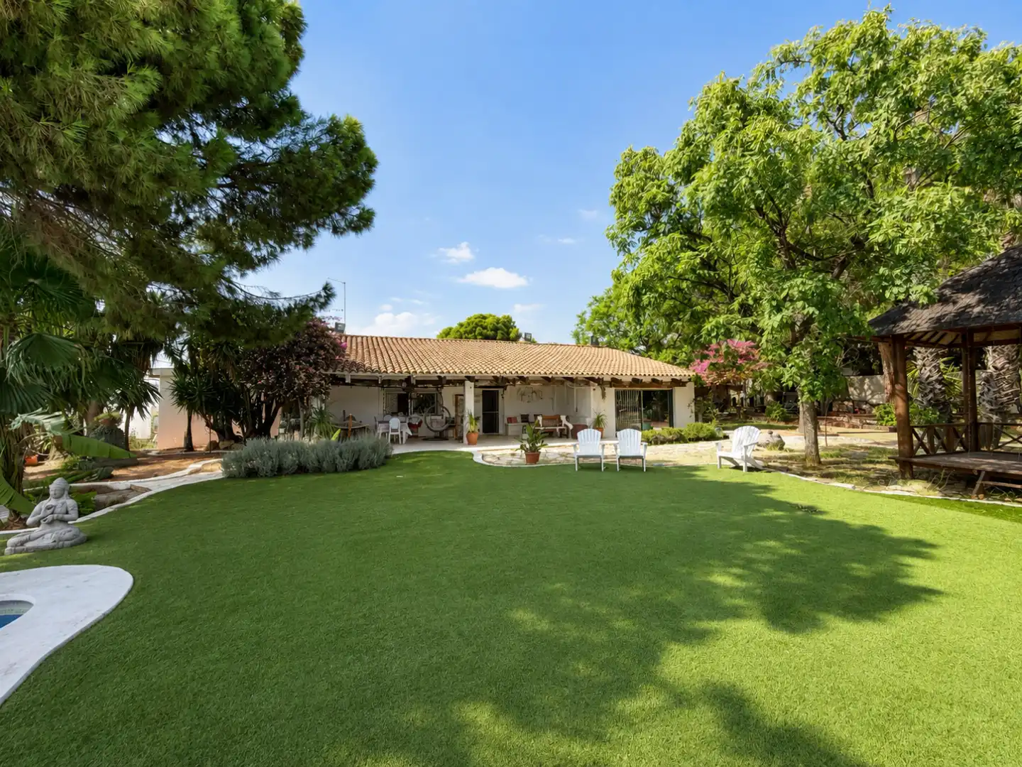 Garden of Houses for sale in Bétera  with Air Conditioner, Heating and Swimming Pool
