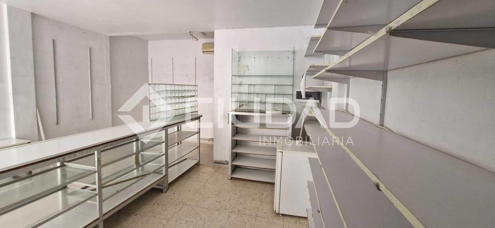 Local en venda en Sanlúcar de Barrameda amb Aire condicionat