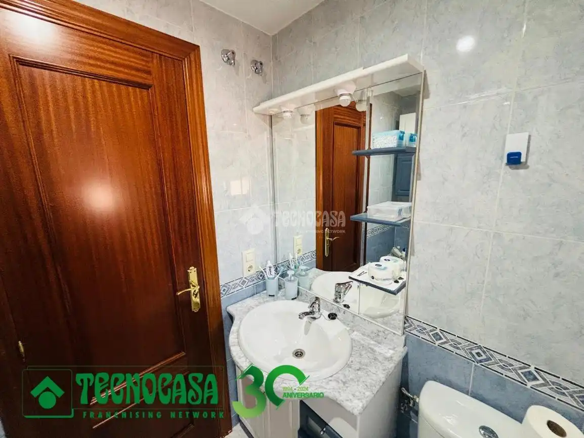 Casa aparellada amb terrassa en venda a Magán, imagen 32