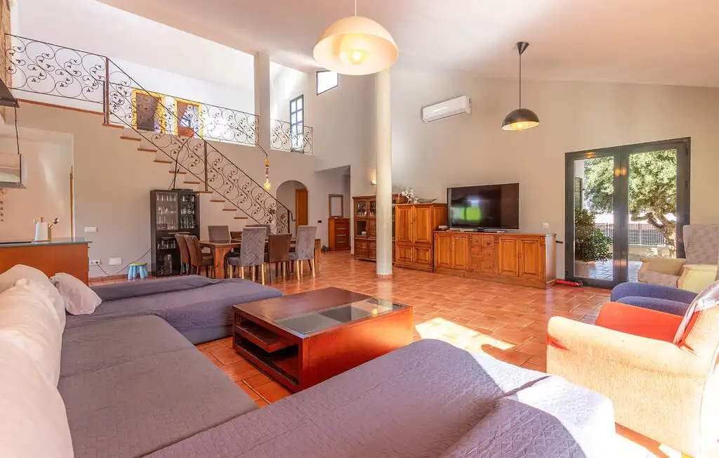 Chalet con terraza en venta en Calle Urba Coto Riñales 119, imagen 28