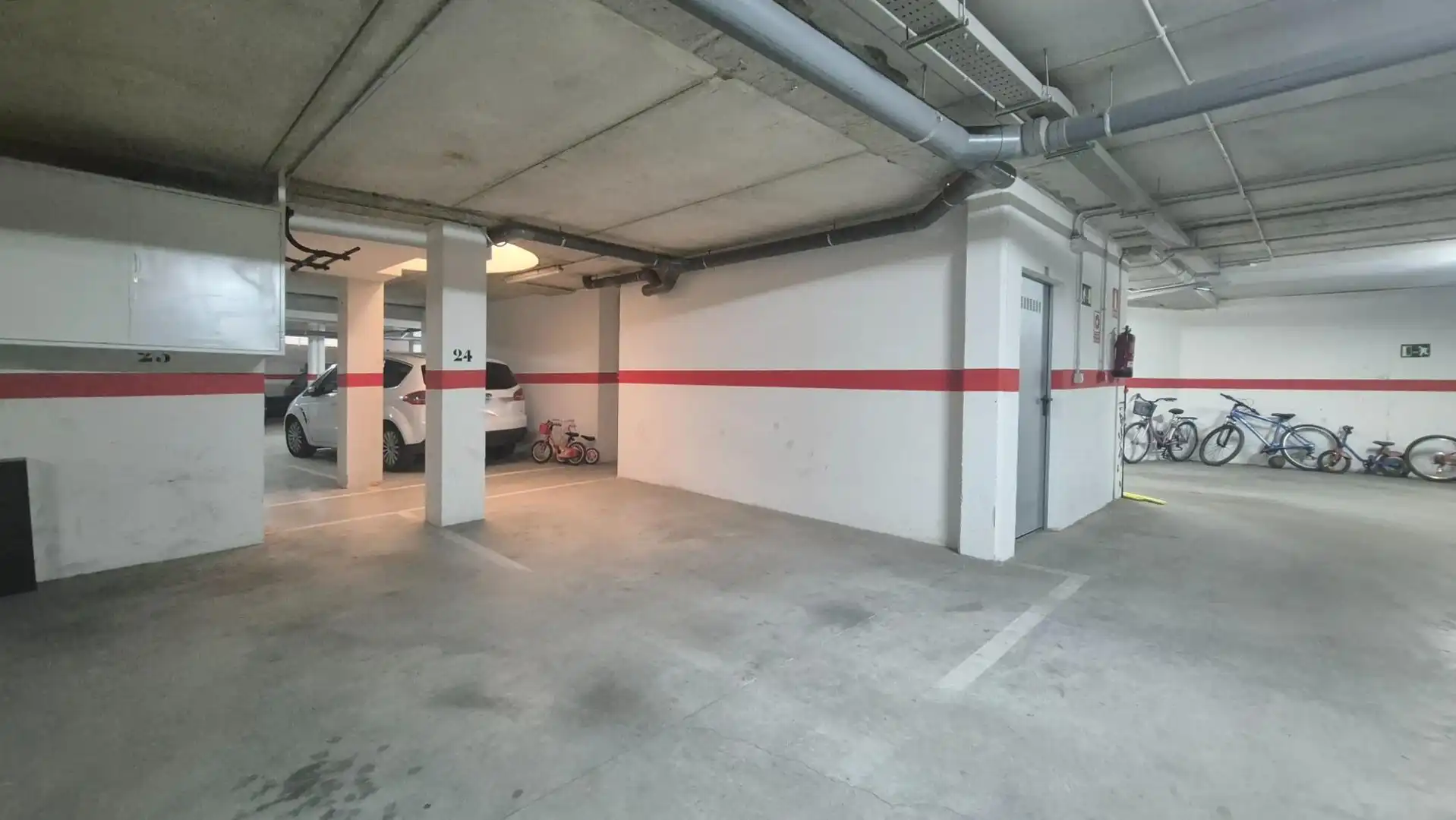 Parkplatz von Wohnung zum Verkauf in Calzada de Valdunciel mit Heizung und Möbliert