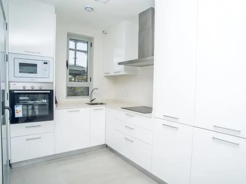 Kitchen of Flat for sale in Finestrat  with Air Conditioner, Private garden and Terrace