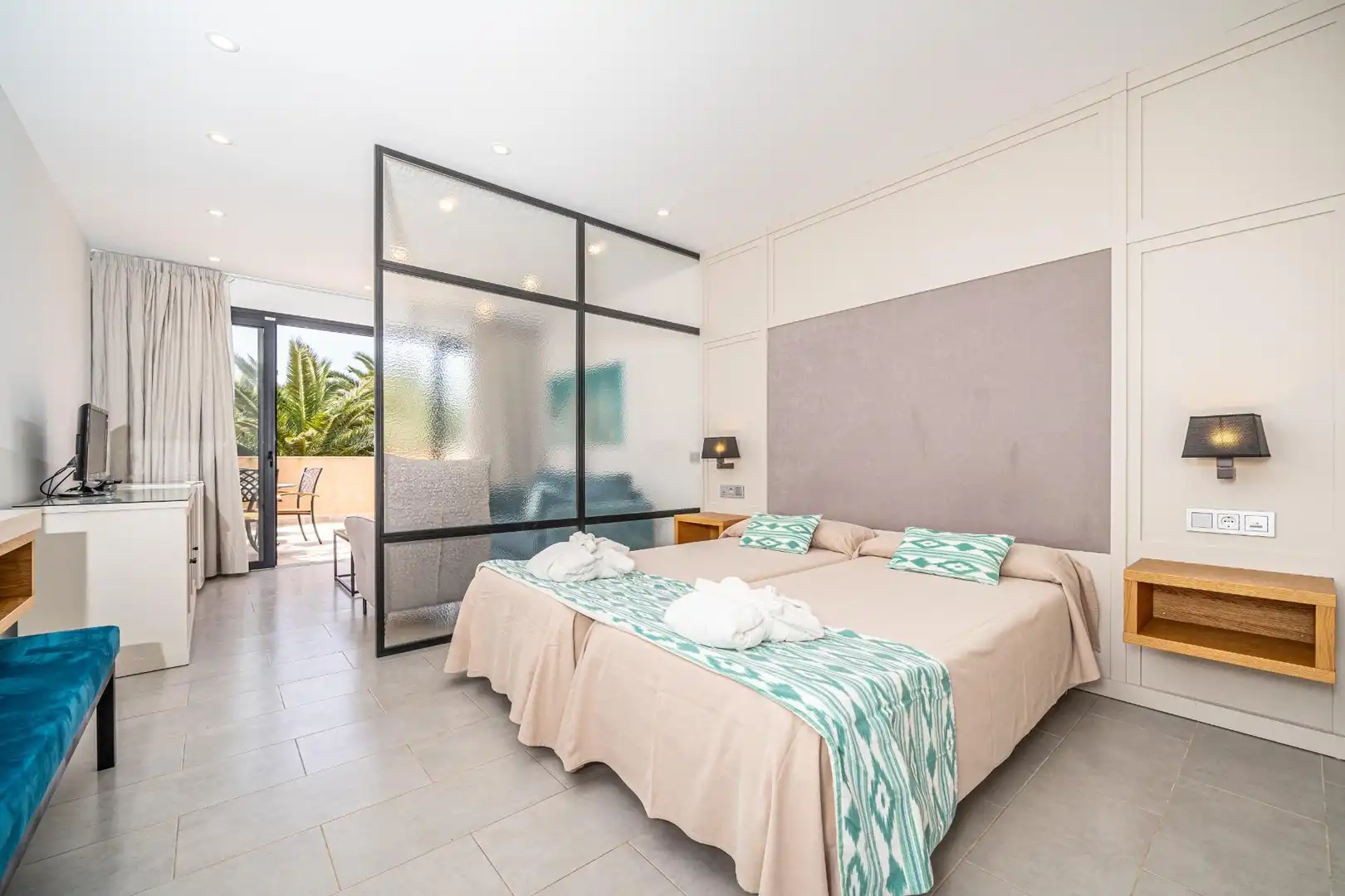 Habitación de Edificio en venta en Ses Salines con Piscina comunitaria