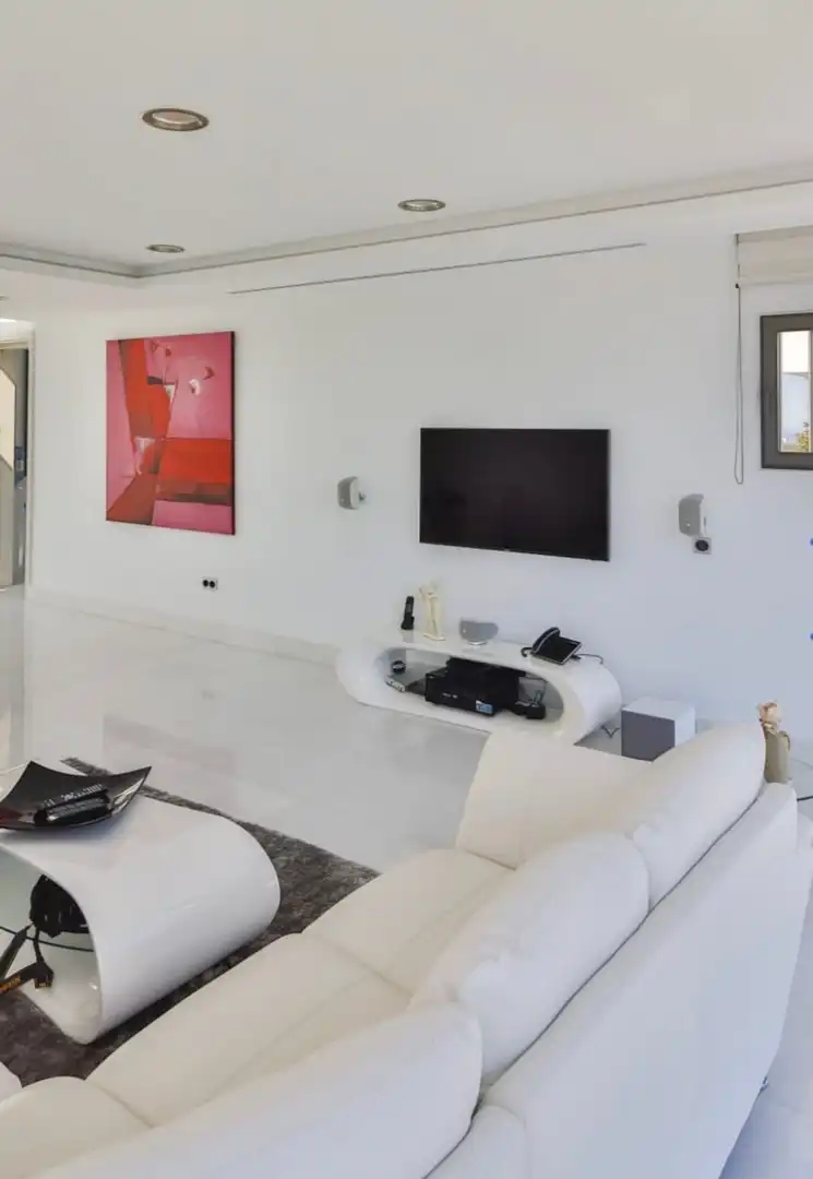 Living room of Houses for sale in Sotogrande  with Air Conditioner, Heating and Private garden