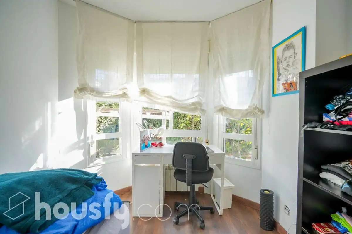 Ground floor for sale in calle Valle de Anso, Pinar de las Rozas