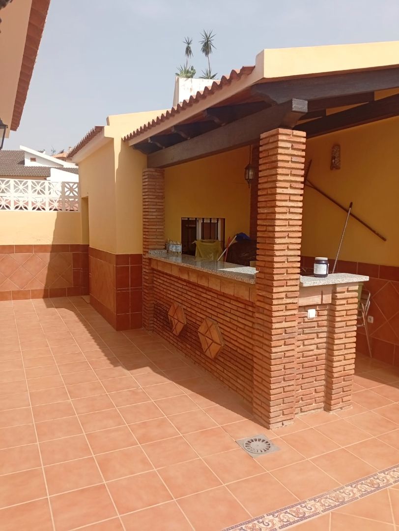 Single-family semi-detached for sale in Fuente Alegre - El Chaparral - Los Morales