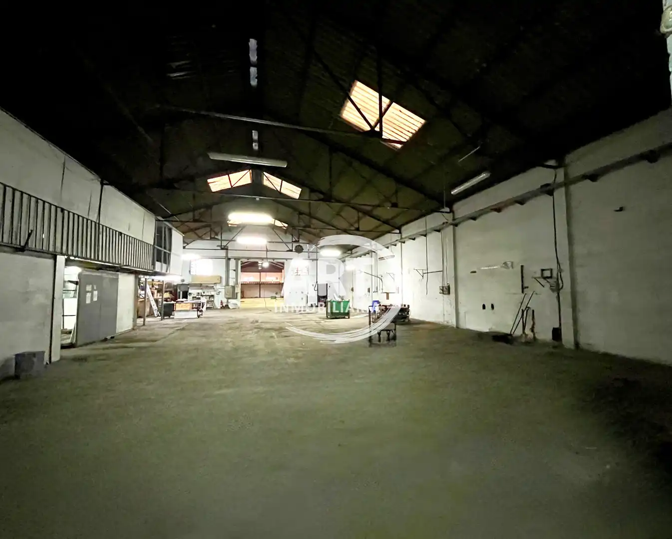 Nau industrial en venda en Paterna