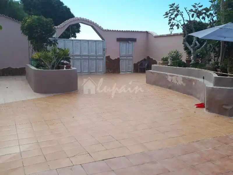 House for sale in Callao Salvaje - Playa Paraíso