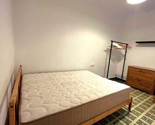 Bedroom of Flat to share in  Barcelona Capital  with Air Conditioner and Terrace