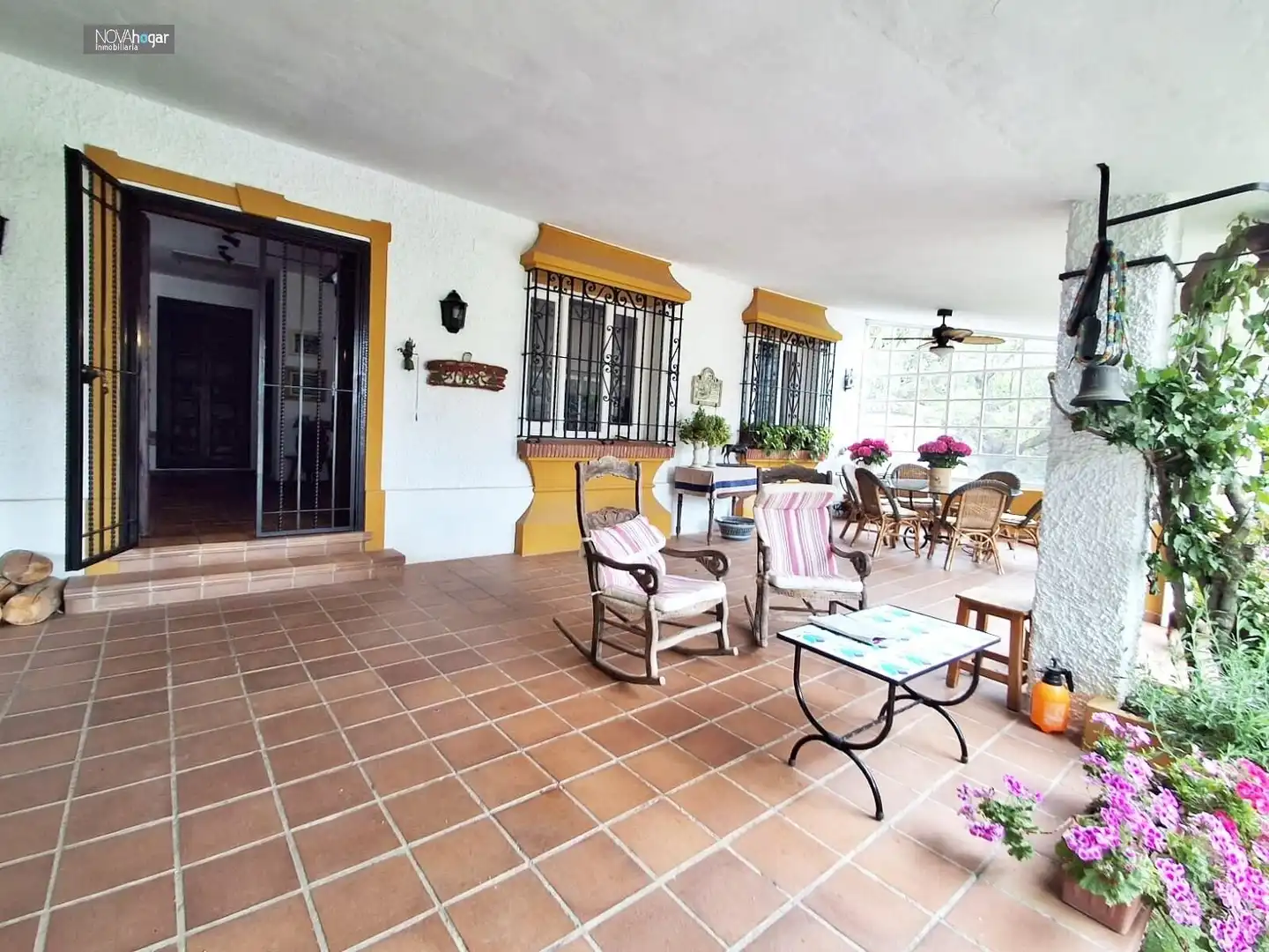 Terrassa de Finca rústica en venda en Málaga amb Aire condicionat, Calefacció i Jardí privat