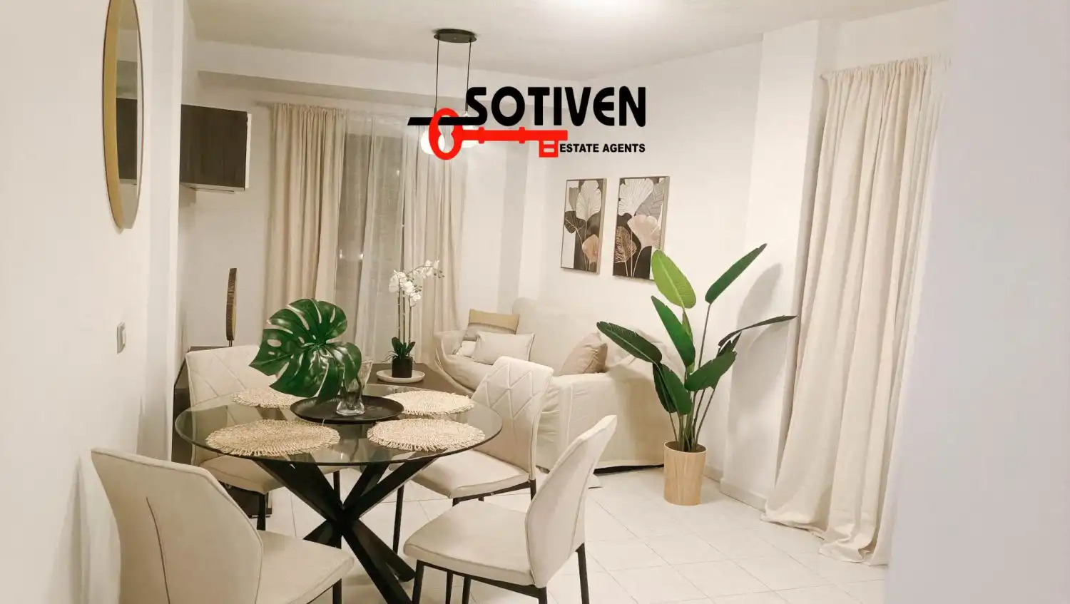 Sala d'estar de Apartament en venda en Adeje amb Traster