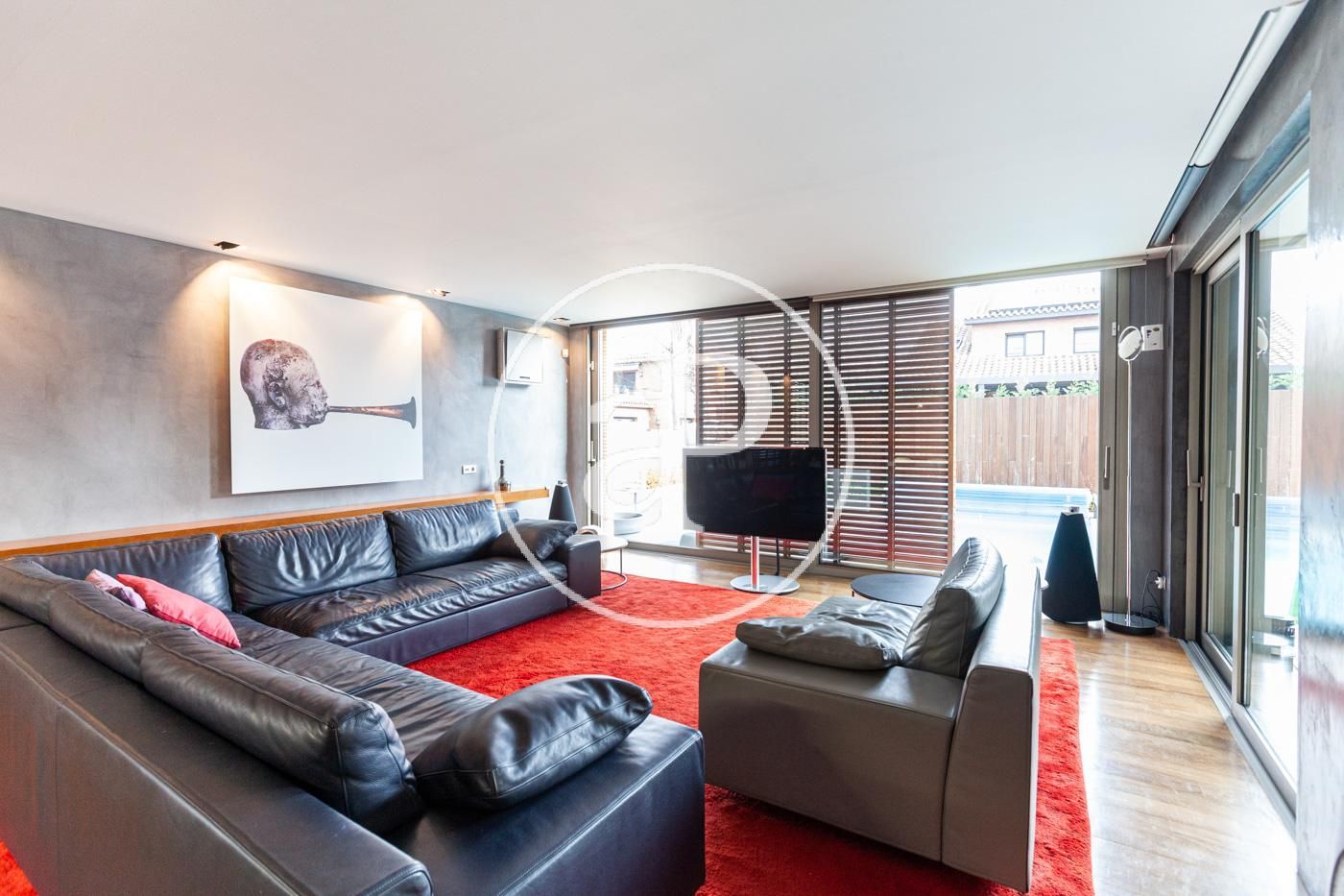 Sala d'estar de Casa o xalet en venda en Sant Cugat del Vallès amb Aire condicionat, Calefacció i Jardí privat