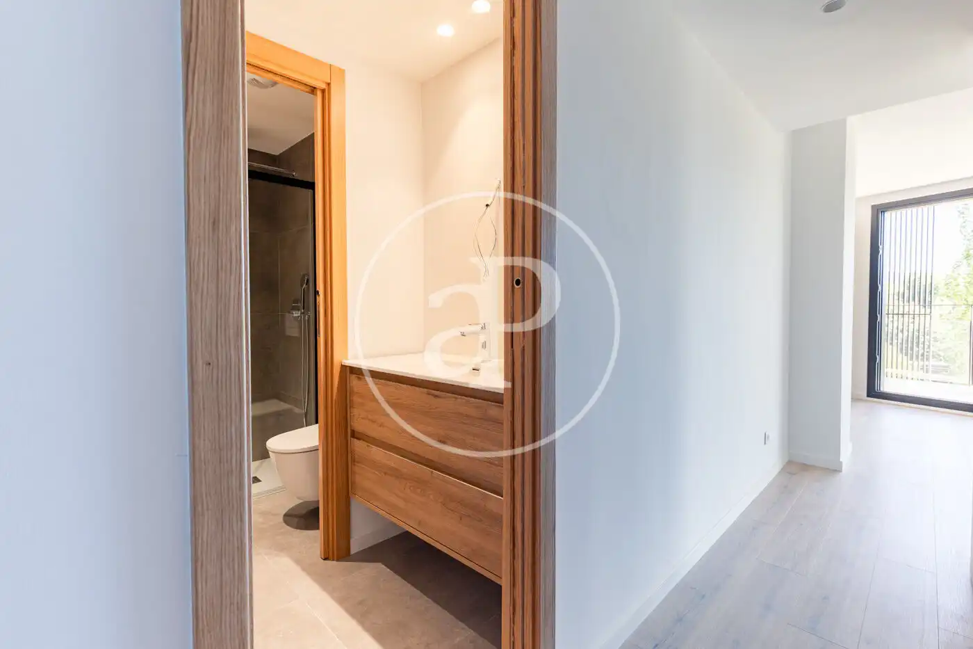 Bathroom of Flat for rent in Sant Cugat del Vallès  with Heating, Terrace and Balcony