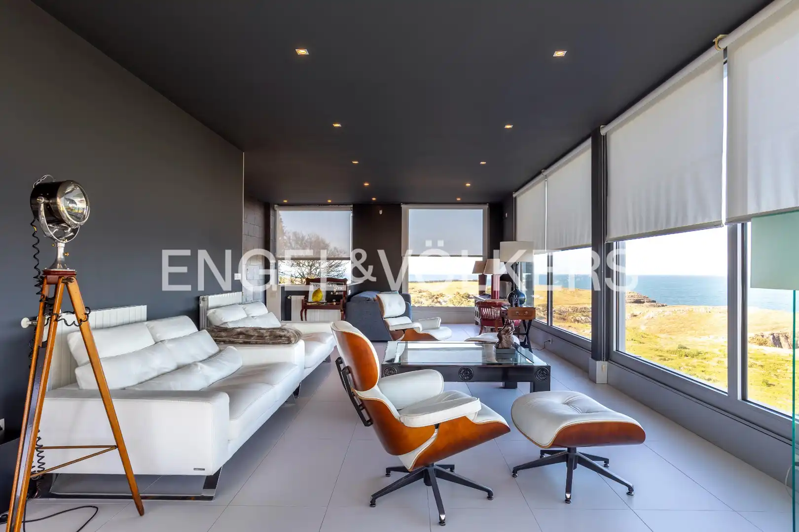 Sala de estar de Casa o chalet en venta en Bareyo con Calefacción, Jardín privado y Terraza