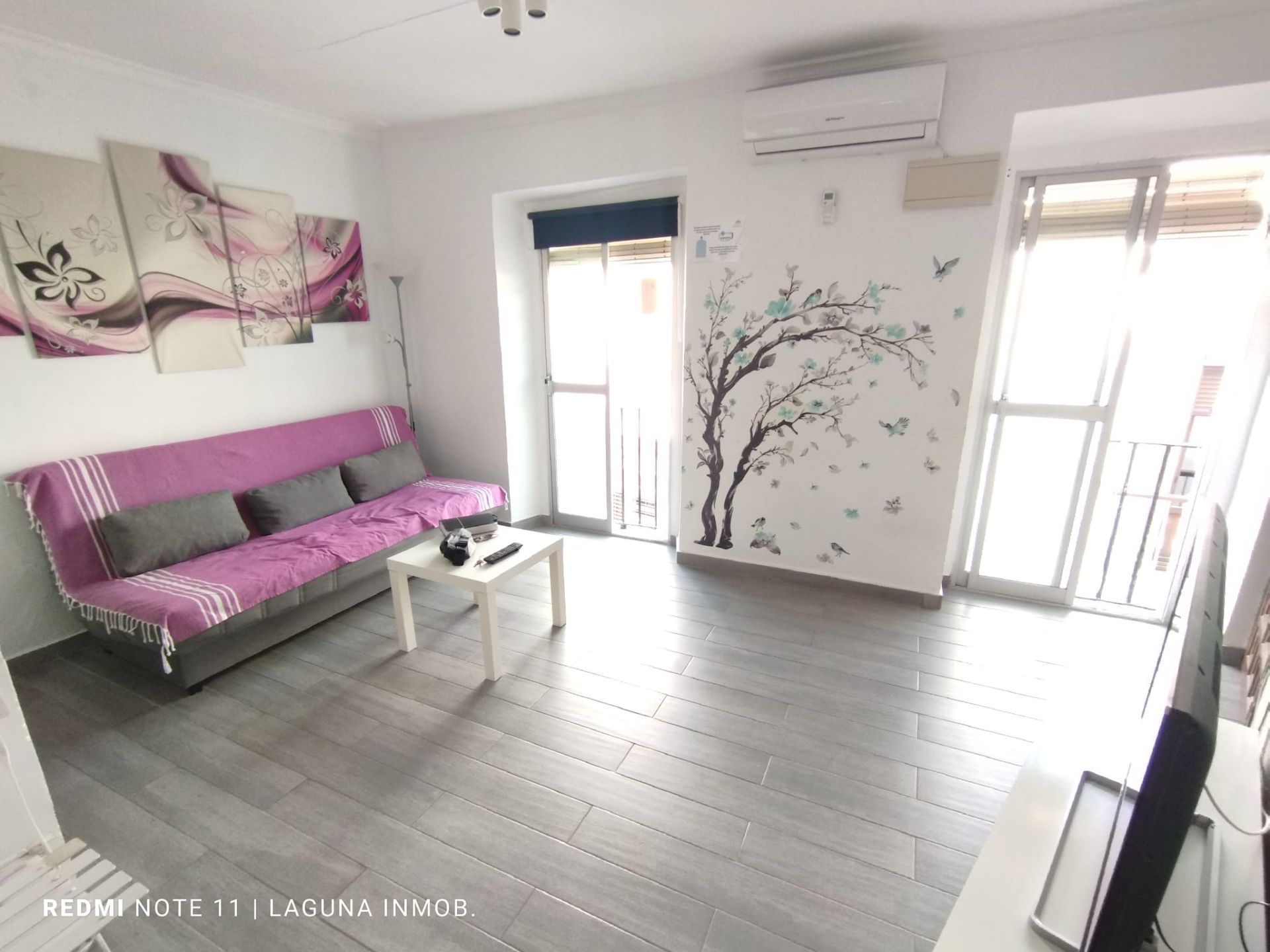 Living room of Apartment to rent in  Cádiz Capital  with Air Conditioner, Heating and Furnished