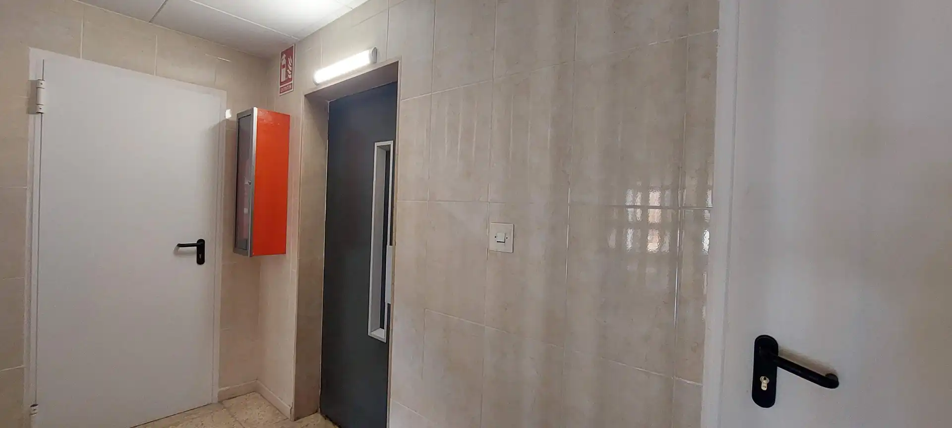 Wohnung zum Verkauf in Salou mit Klimaanlage, Heizung und Abstellraum
