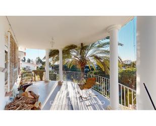 Exterior view of House or chalet for sale in Vélez-Málaga  with Air Conditioner, Swimming Pool and Furnished