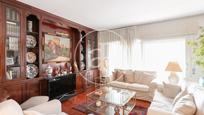 Living room of Flat for sale in  Barcelona Capital  with Air Conditioner, Heating and Private garden