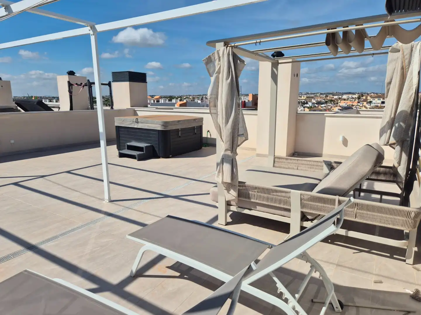 Terrassa de Àtic en venda en Orihuela amb Aire condicionat, Terrassa i Moblat