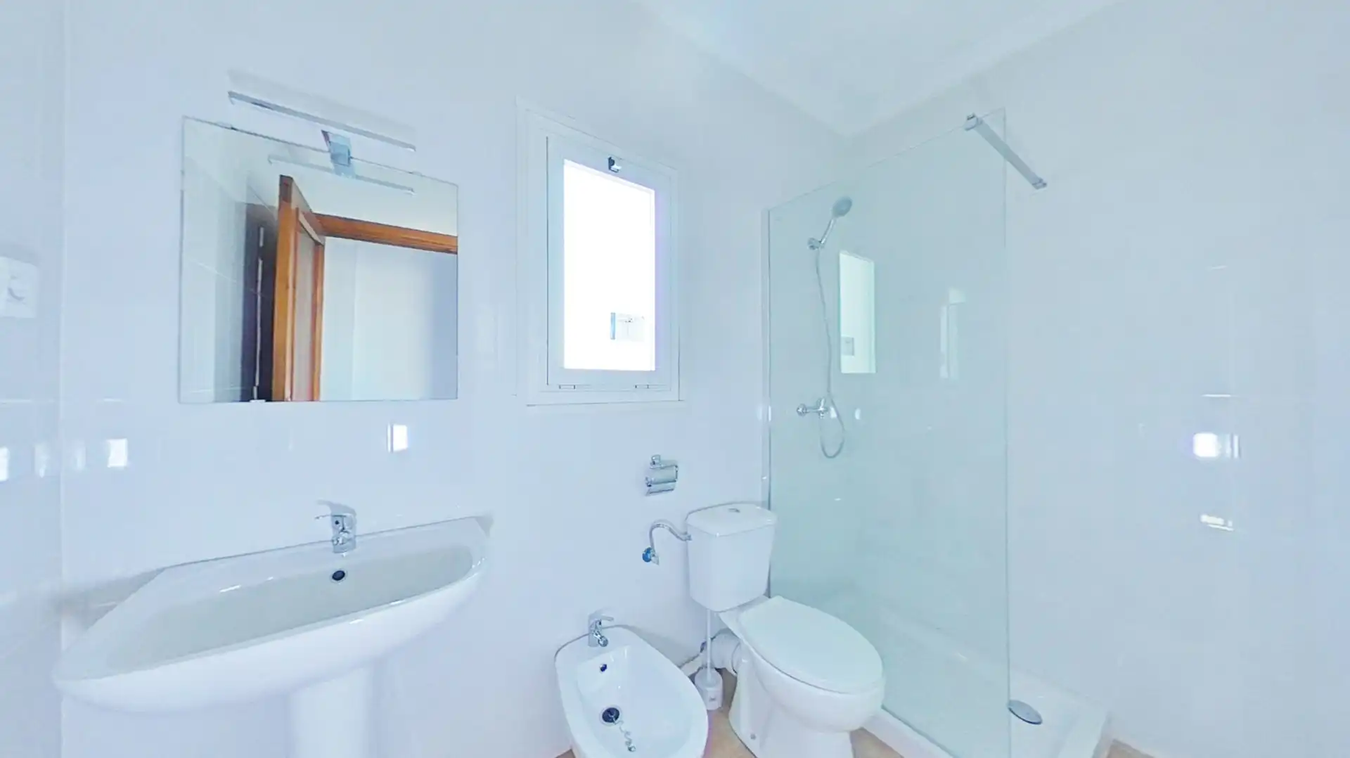 Piso en venta en C/ Gomez Ferrer, Zona La Ermita