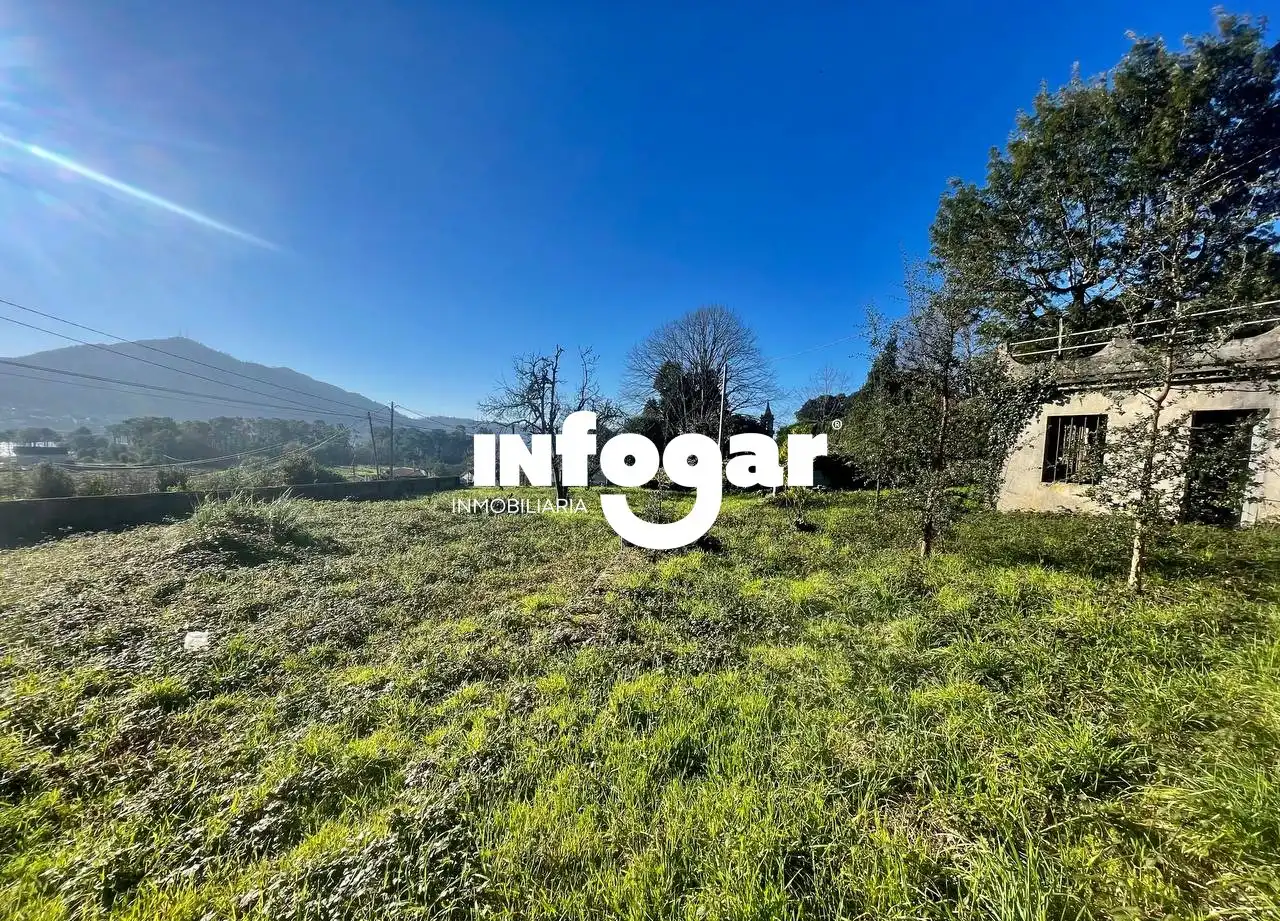 Casa con terraza en venta en O Rosal, imagen 3