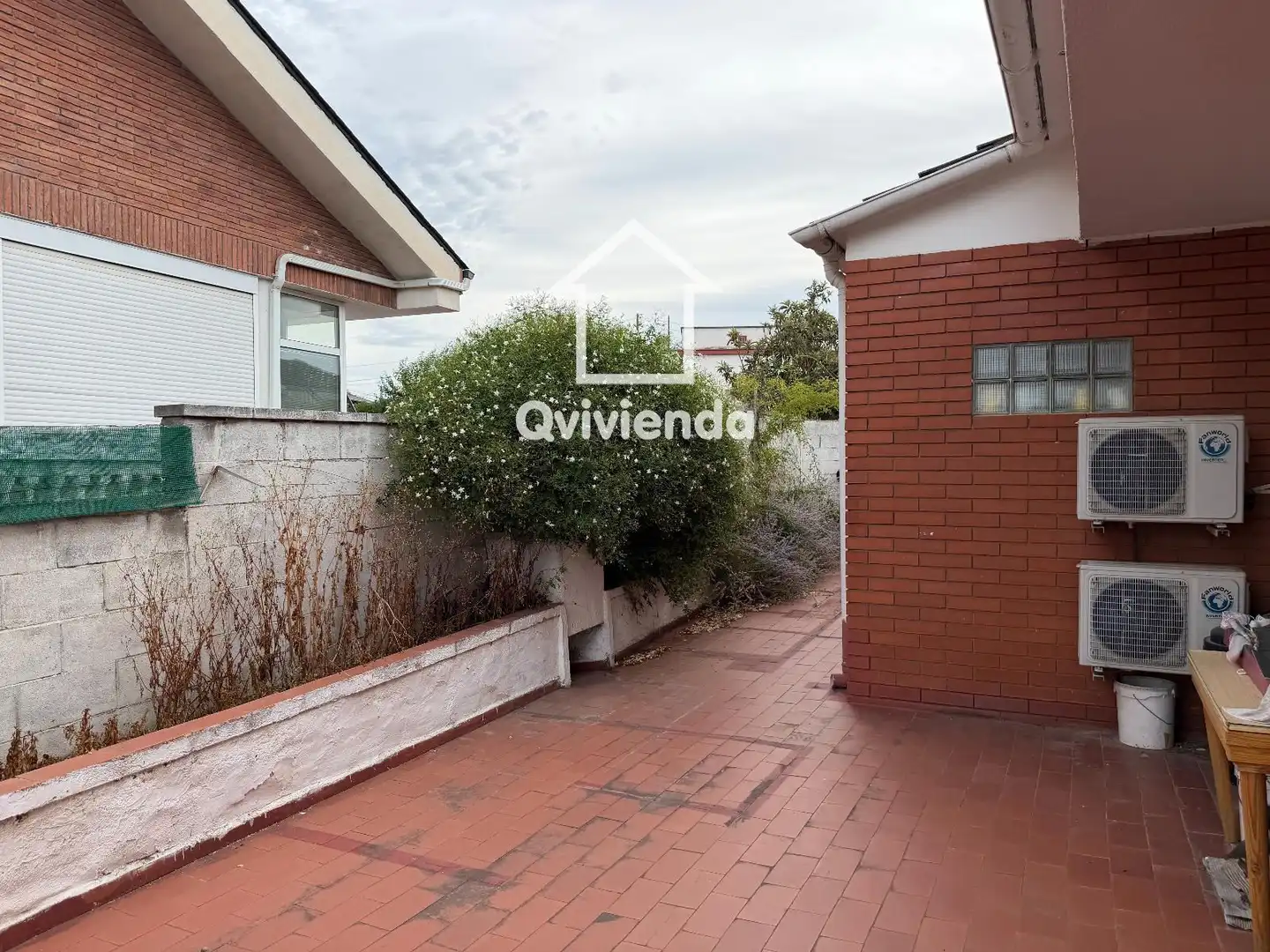 Vista exterior de Casa o chalet en venta en Lliçà d'Amunt con Aire acondicionado, Calefacción y Piscina