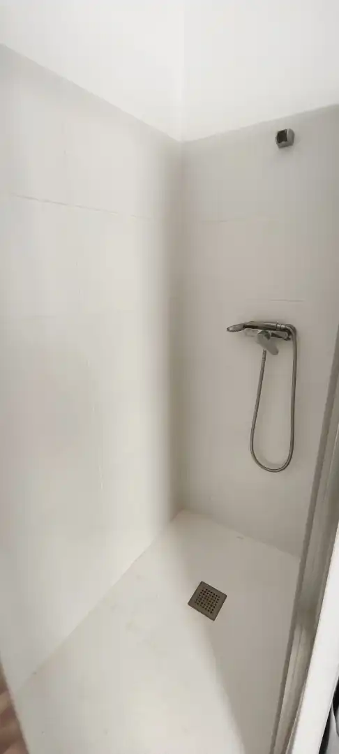 Bany de Estudi per a compartir en Castellón de la Plana / Castelló de la Plana amb Moblat, Forn i Rentadora