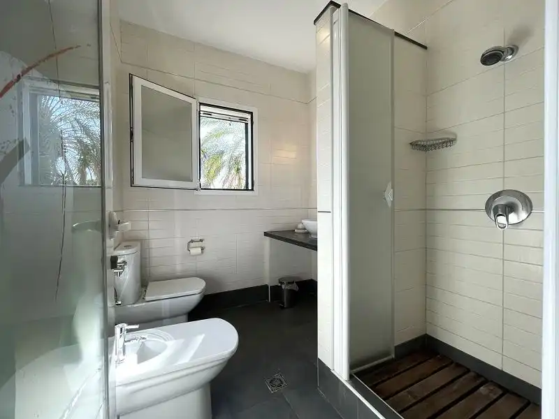 Baño de Finca rústica en venta en Llucmajor con Aire acondicionado, Calefacción y Jardín privado