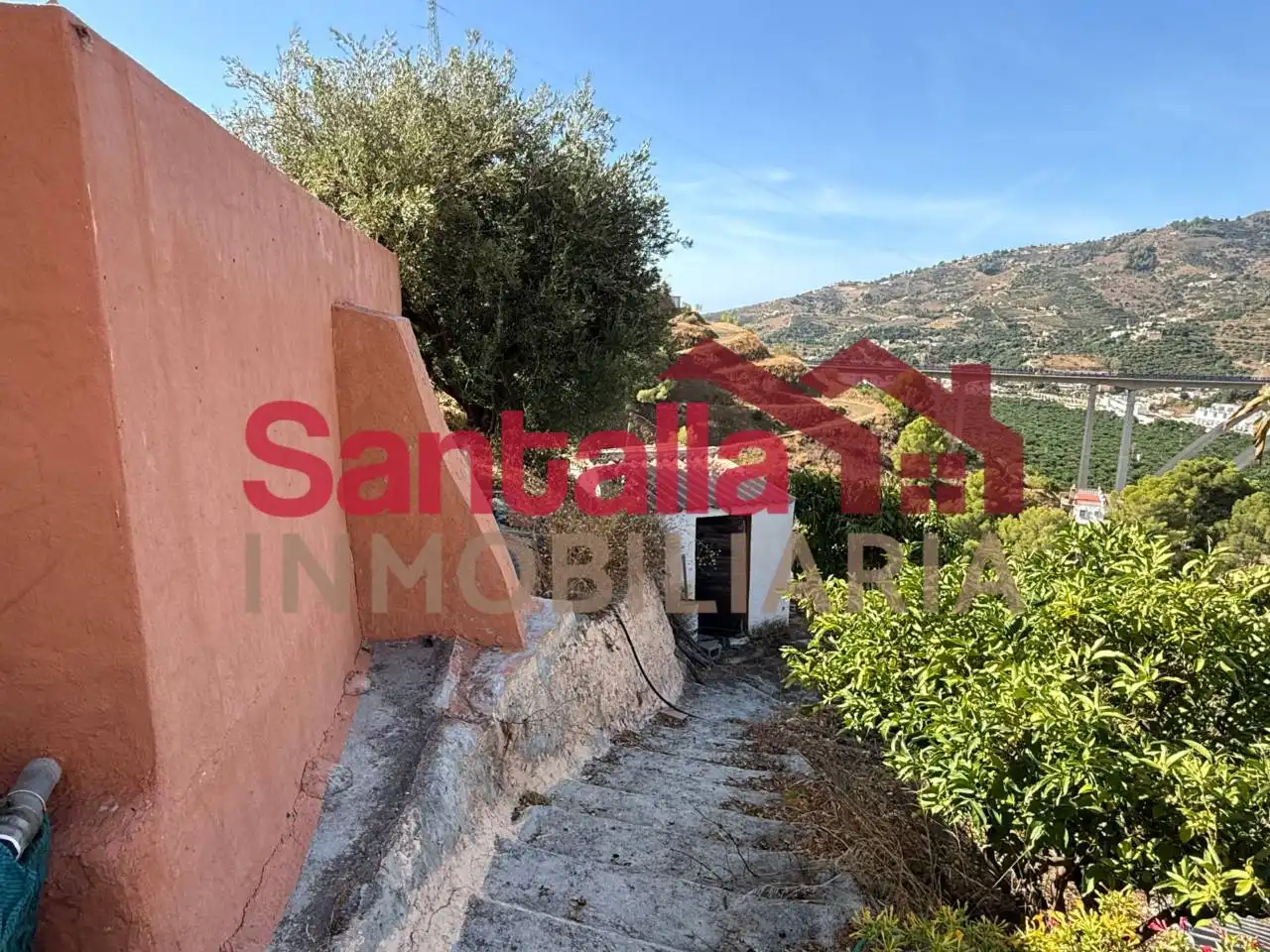 Vista exterior de Finca rústica en venda en Almuñécar amb Jardí privat, Terrassa i Piscina