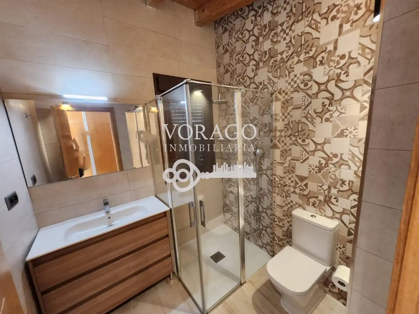 Bathroom of Houses for rent in Alcalá de Henares