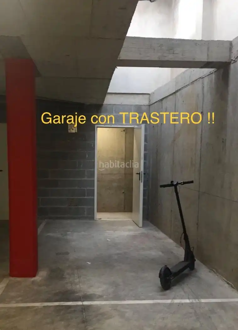 Individuel à vendre à Carrer de Gaspar Fàbregas i Roses 39, imagen 2