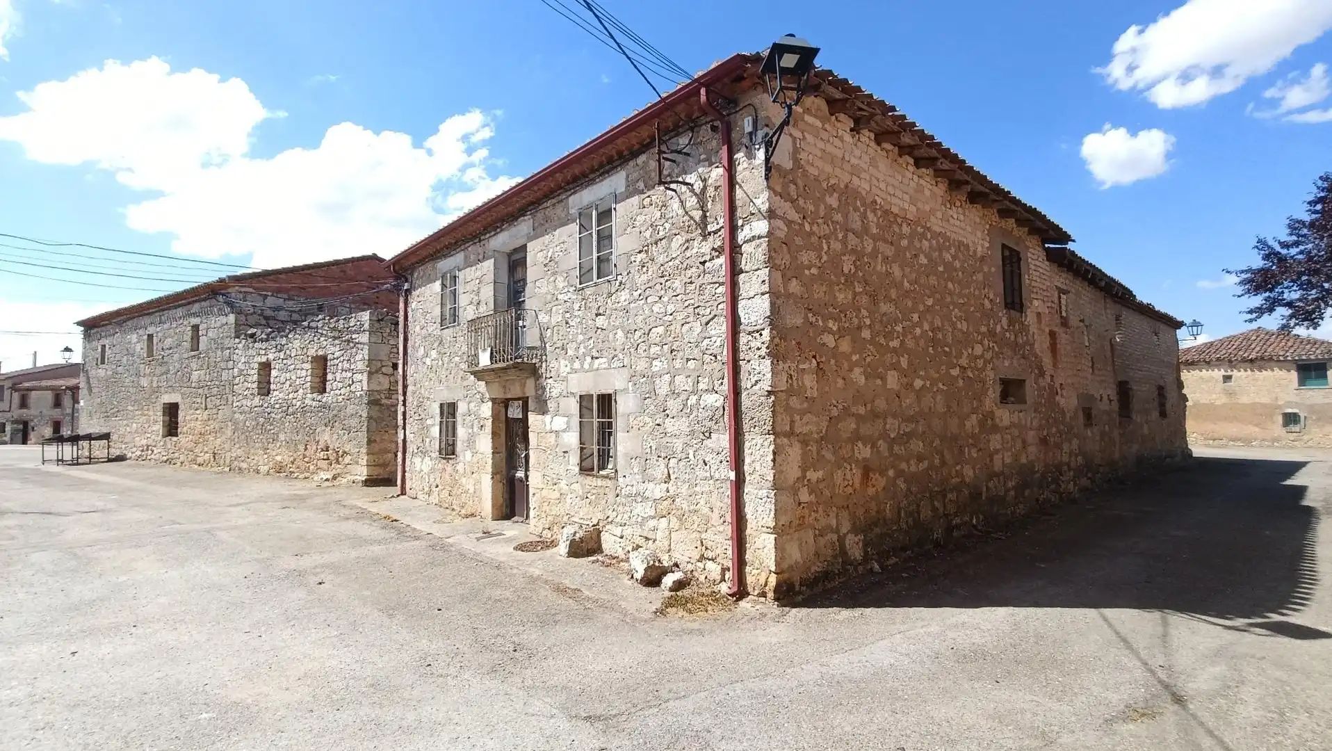 Vista exterior de Casa o chalet en venta en Modúbar de la Emparedada