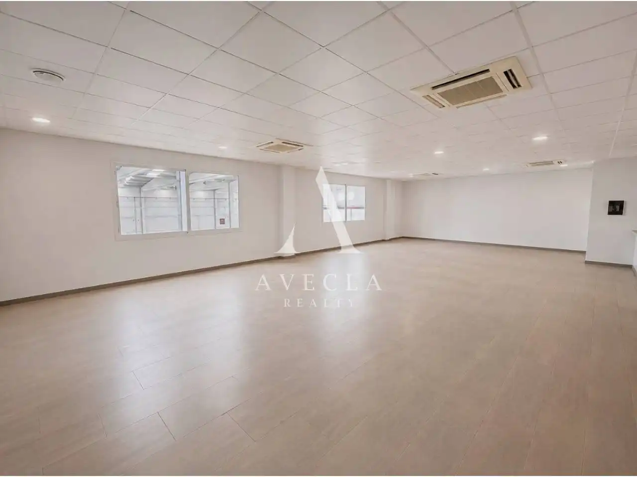 Nave industrial de alquiler en Abrera