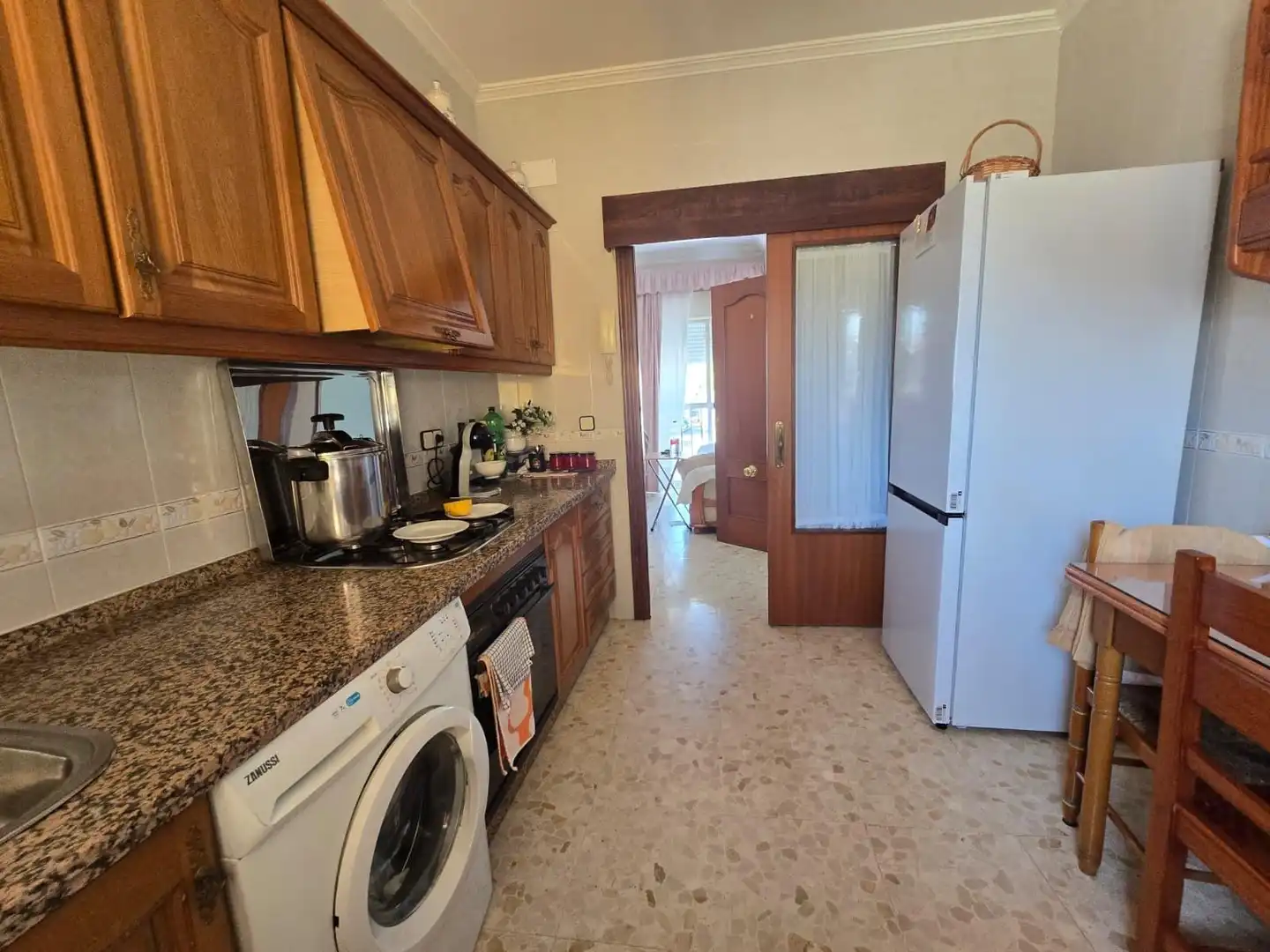 Cocina de Casa adosada en venta en Bormujos con Terraza, Trastero y Balcón