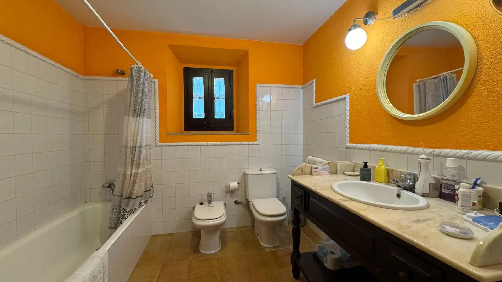 Baño de Casa o chalet en venta en Llambilles con Calefacción, Jardín privado y Terraza