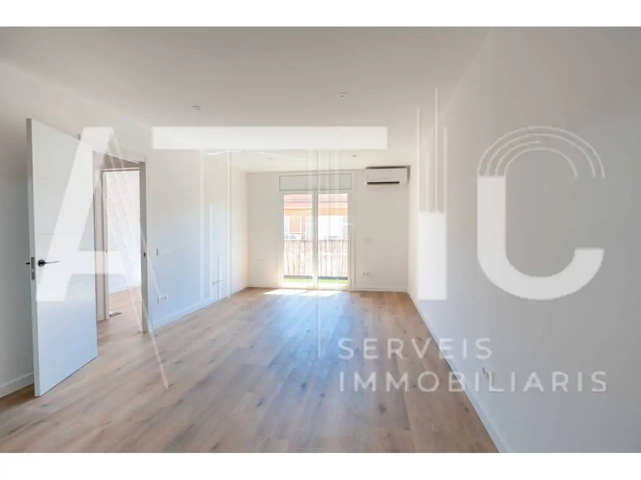 Habitación de Piso en venta en Ripollet con Aire acondicionado, Parquet y Balcón