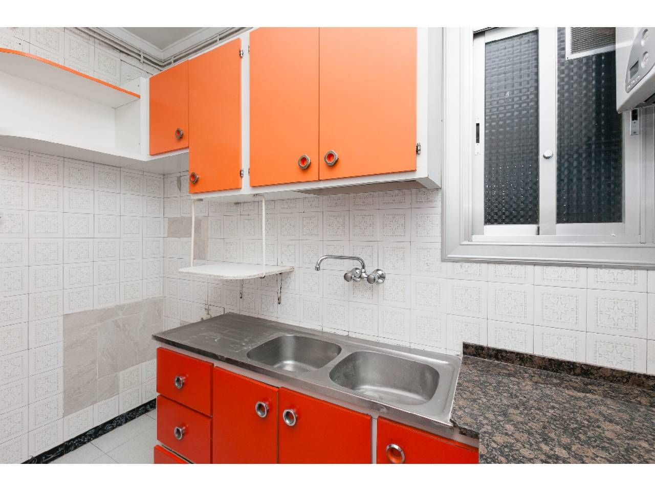 Kitchen of Flat for sale in Sabadell  with Balcony