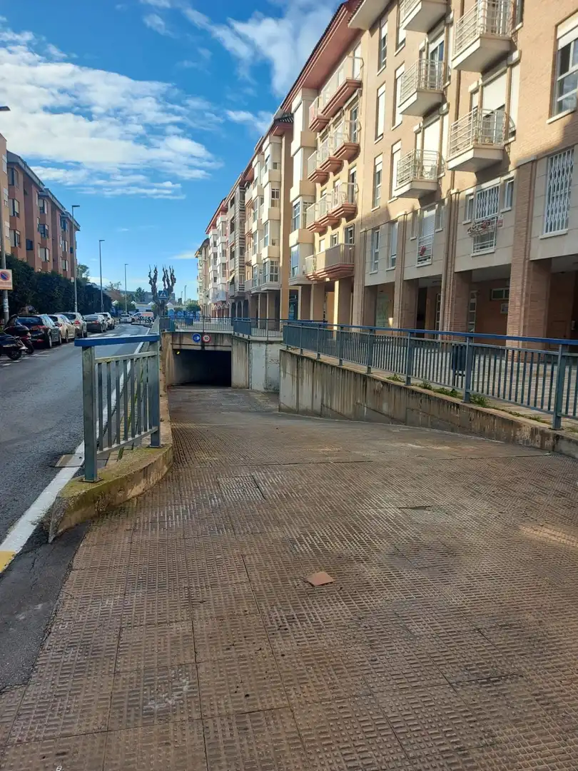 Exterior view of Garage for rent in Murcia