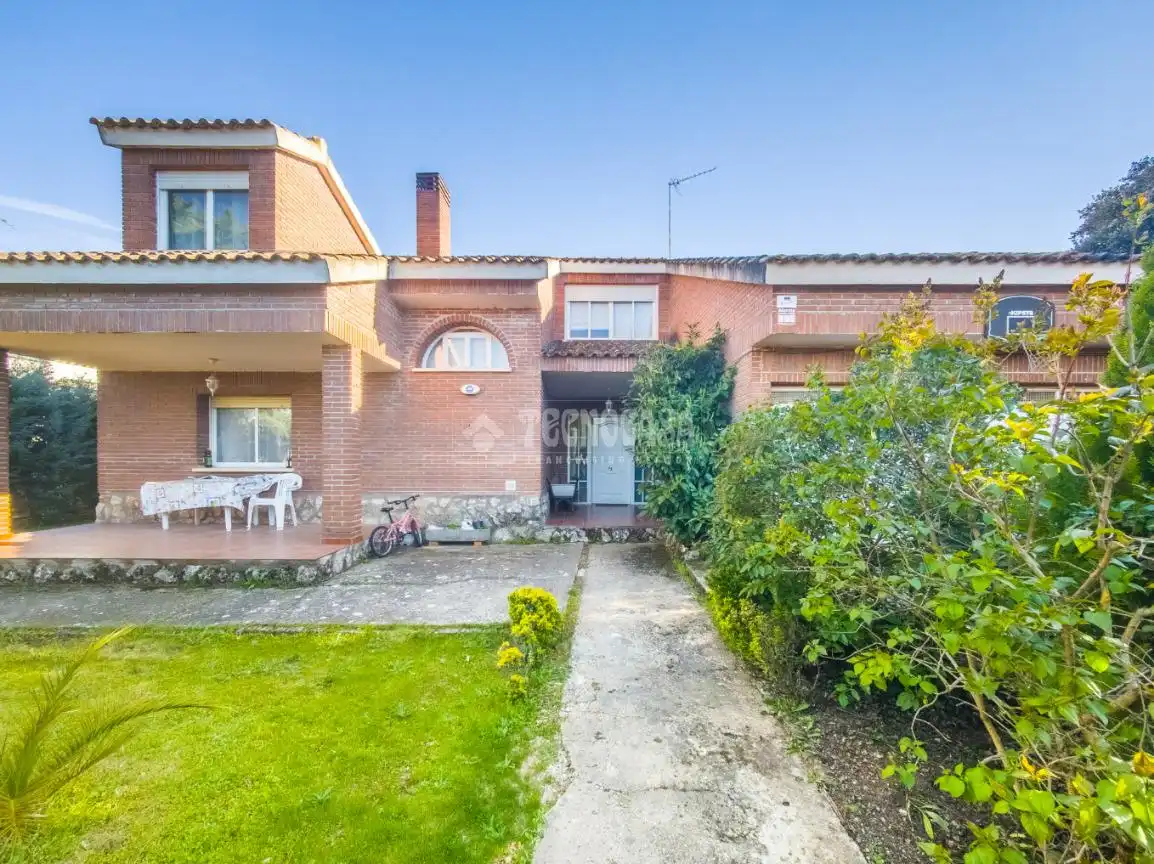 Jardín de Casa o chalet en venta en Nuevo Baztán con Aire acondicionado