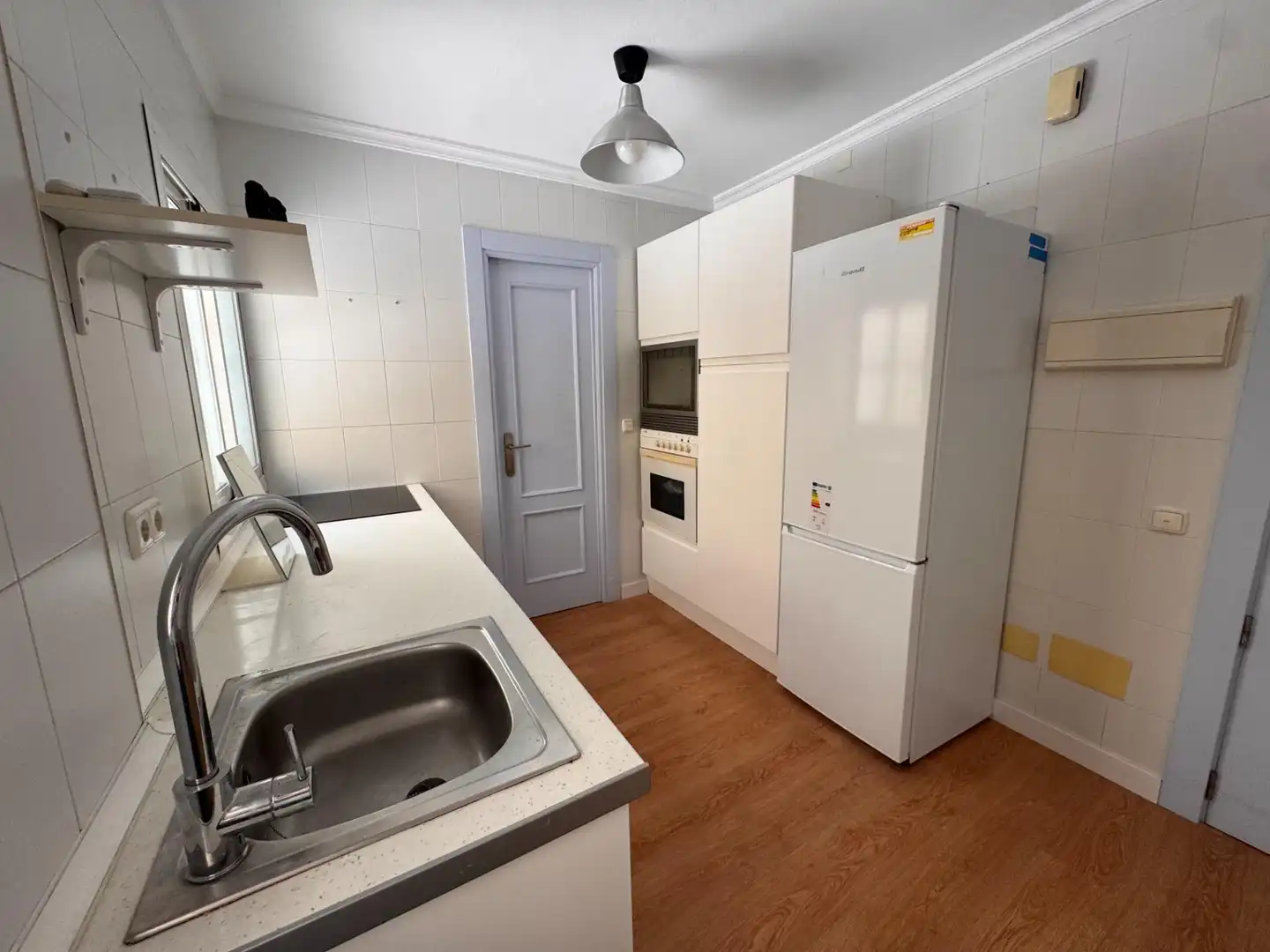 Ground floor for rent in Calle ALFONSO VII, Centro