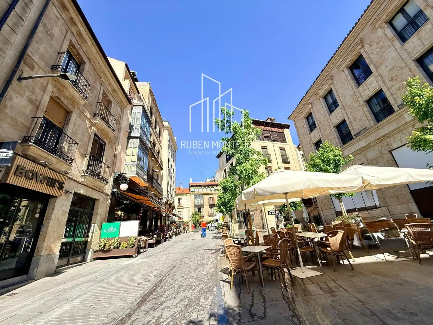 Außenansicht von Wohnung zur Miete in Salamanca mit Heizung, Parkett und Terrasse