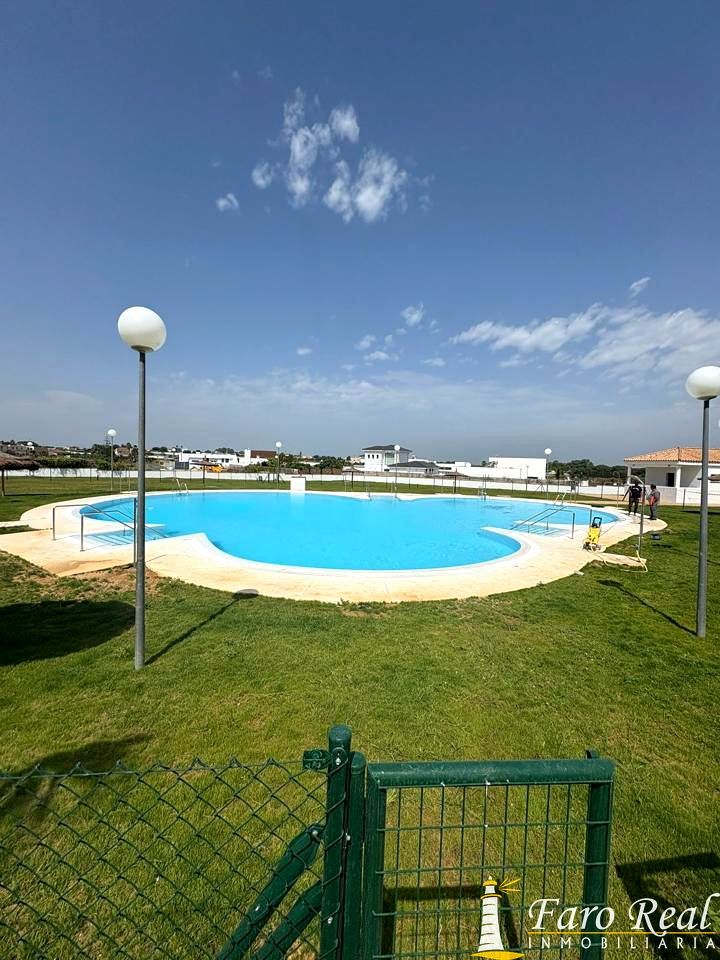 Swimming pool of House or chalet for sale in Sanlúcar de Barrameda