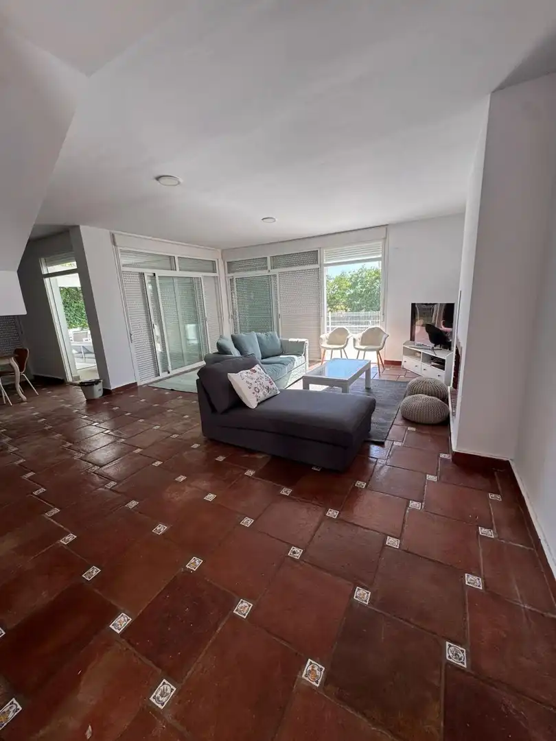 Sala d'estar de Casa o xalet de lloguer en Sanlúcar de Barrameda amb Traster i Moblat