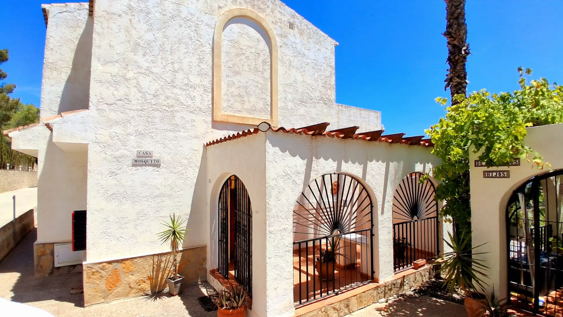 Vista exterior de Casa o chalet en venta en Calpe / Calp con Aire acondicionado, Calefacción y Terraza