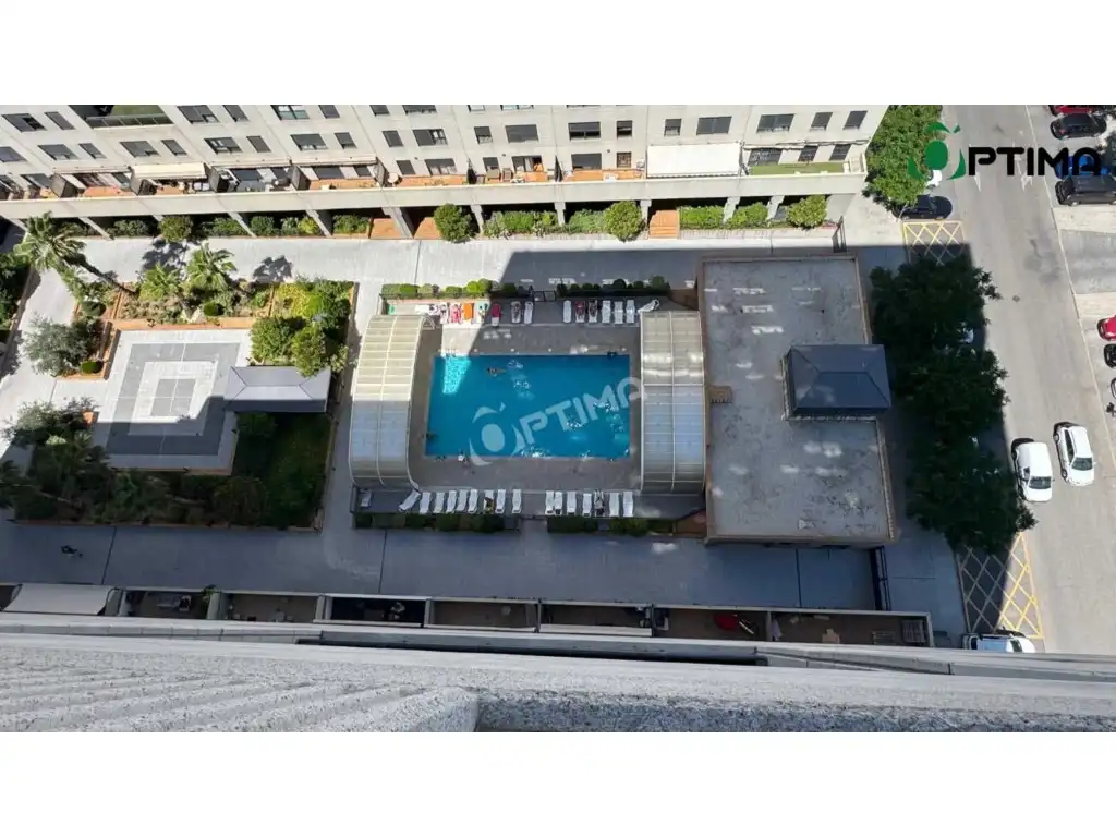 Piscina de Pis de lloguer en Coslada