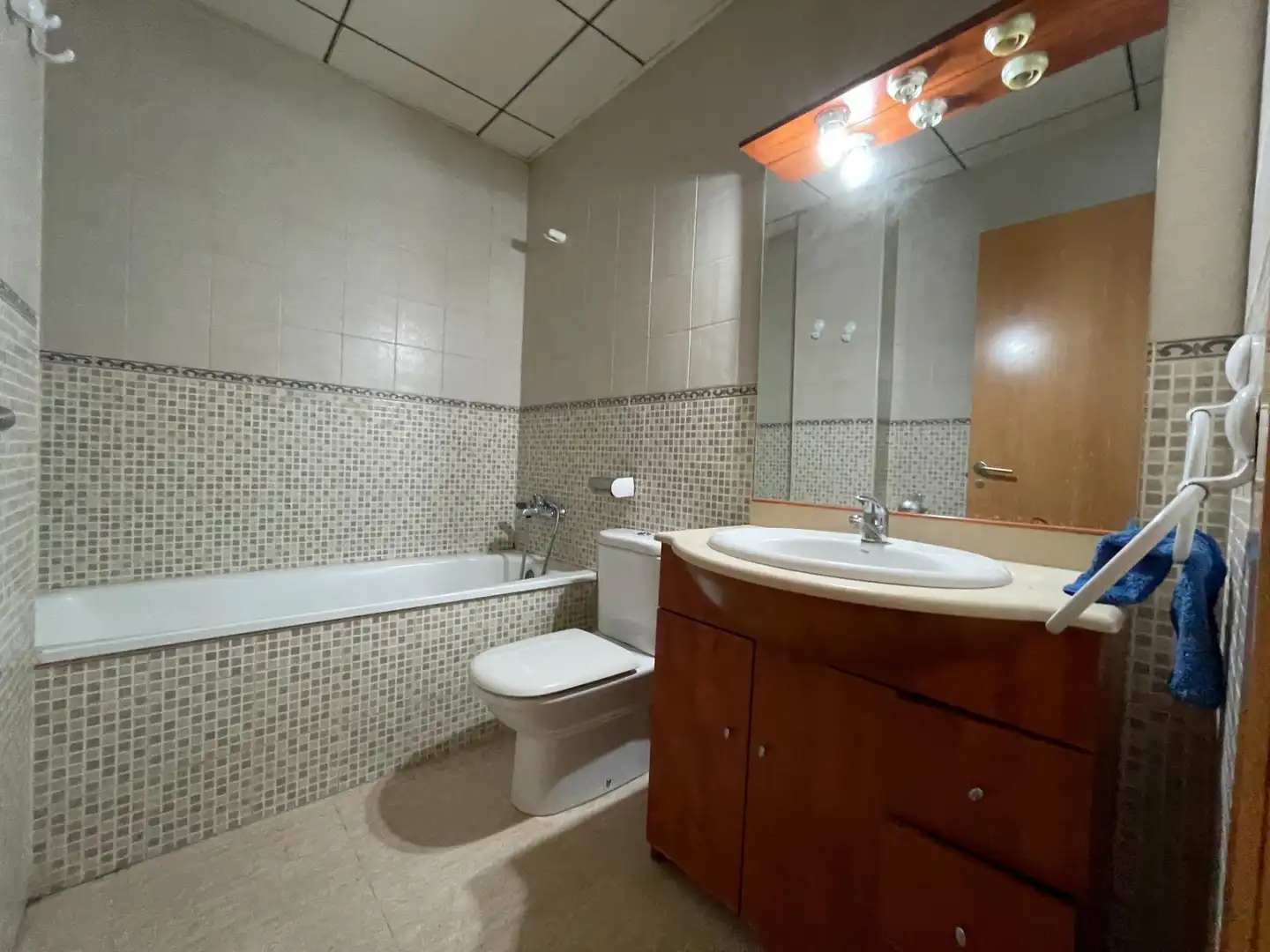 Bathroom of Flat for sale in Calaf  with Heating, Terrace and Alarm